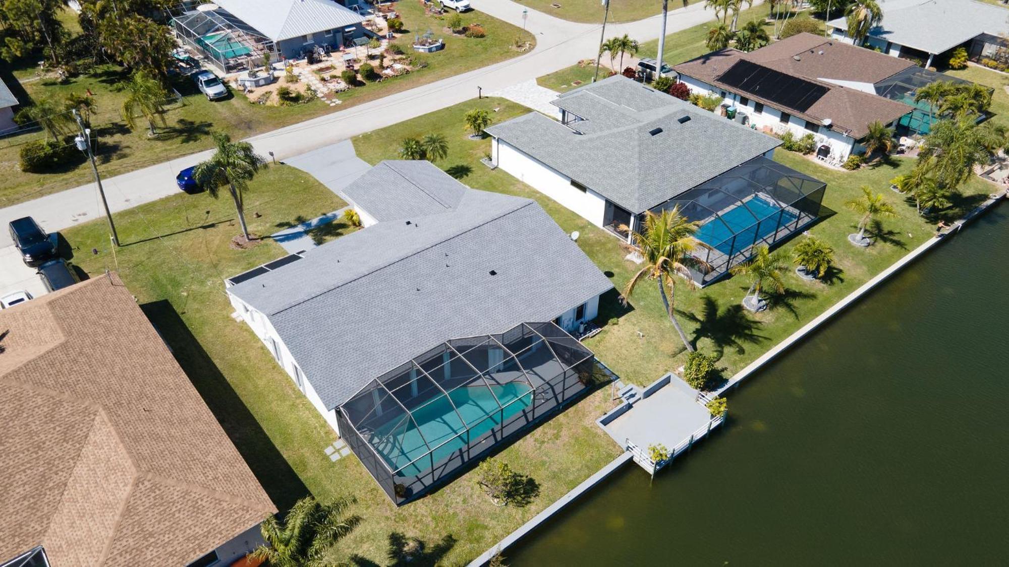 Luxury Waterfront Haven In Cape Coral - Dog-Friendly Escape With Private Pool 빌라 외부 사진